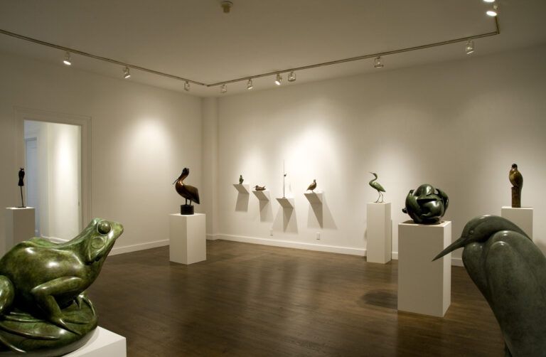 installation shot of Geoffrey Dashwood 2008 show, features bronze animal sculpture