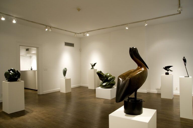 installation shot of Geoffrey Dashwood 2008 show, features bronze animal sculpture